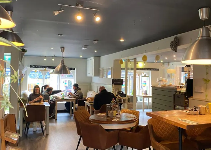 The Lemon Leaf Cafe Bar And Townhouse