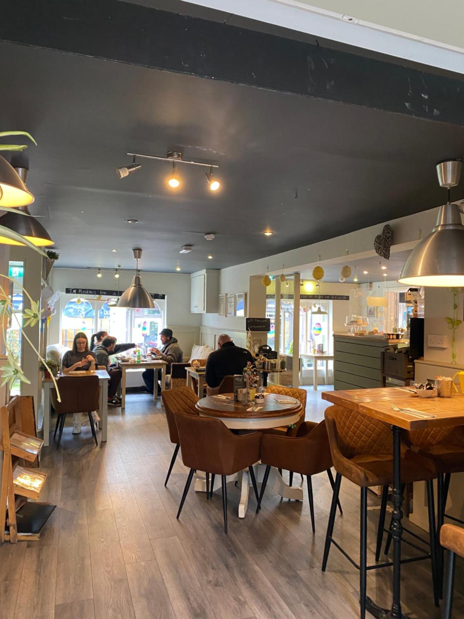 Gasthof The Lemon Leaf Cafe Bar And Townhouse